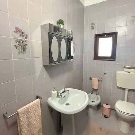 Casa vacanze Guia In Valdreu *